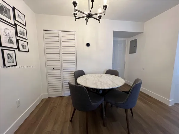 $309,500 | 8425 Northwest 8th Street, Unit 406, Miami, FL 33126