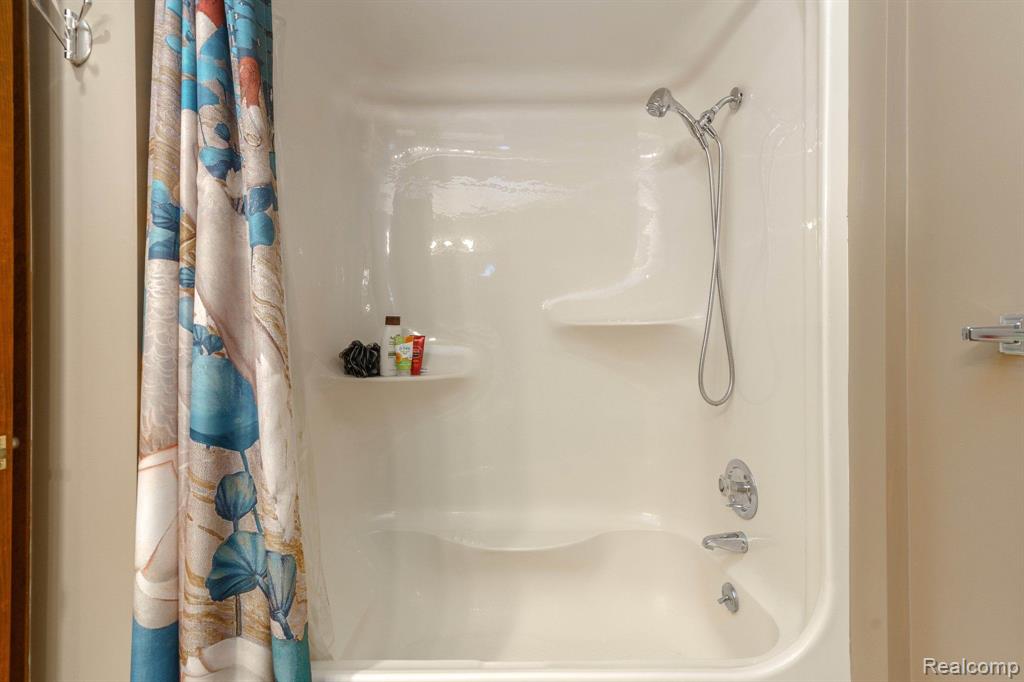 1375 Dutton Road Rochester Hills, MI 48306 - Photo 50 of 55