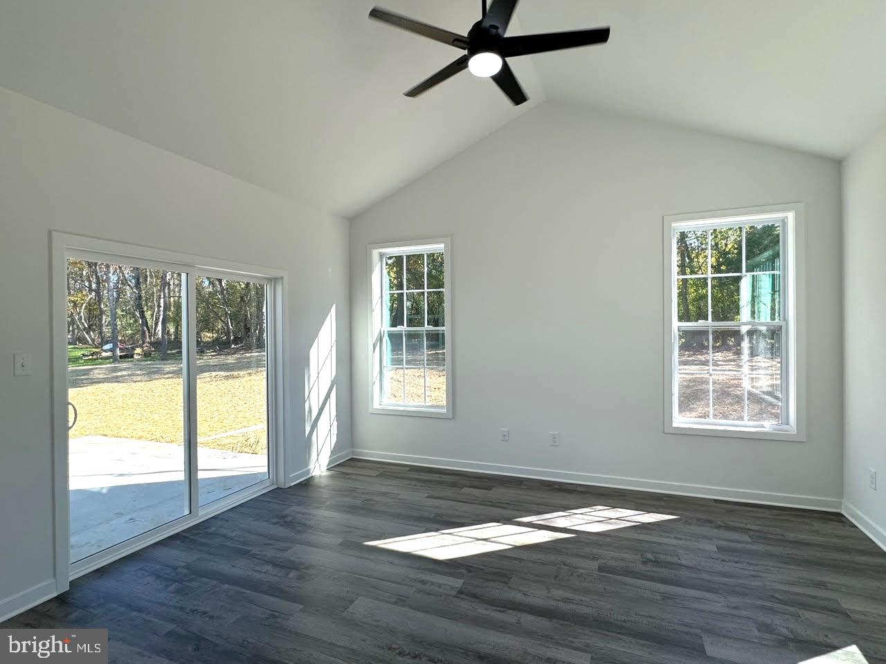 40 Glenaire Road Bunker Hill, WV 25413 - Photo 9 of 23 Sunroom