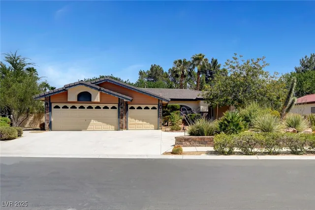 $3,000 | 4726 Monument Valley Road, Las Vegas, NV 89129