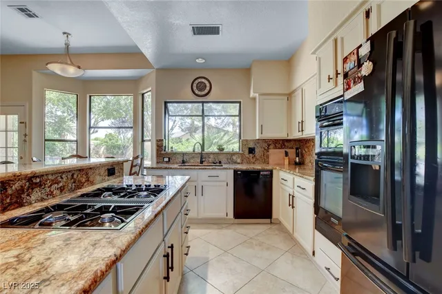 $3,000 | 4726 Monument Valley Road, Las Vegas, NV 89129