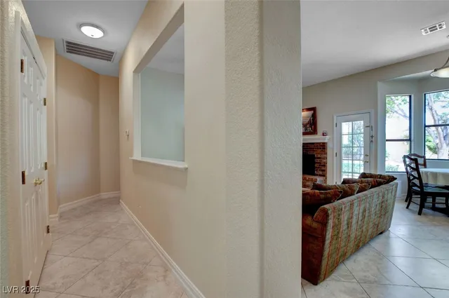 $3,000 | 4726 Monument Valley Road, Las Vegas, NV 89129