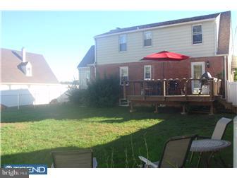 828 Homestead Avenue Springfield, PA 19064 - Photo 11 of 12 Exterior Back