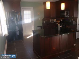 828 Homestead Avenue Springfield, PA 19064 - Photo 3 of 12 Kitchen