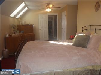 828 Homestead Avenue Springfield, PA 19064 - Photo 8 of 12 Bedroom - Main