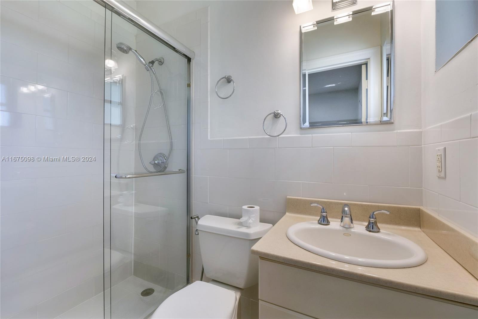 8451 Southwest 29th Street Miami, FL 33155 - Photo 8 of 15 Gallery Image 8
