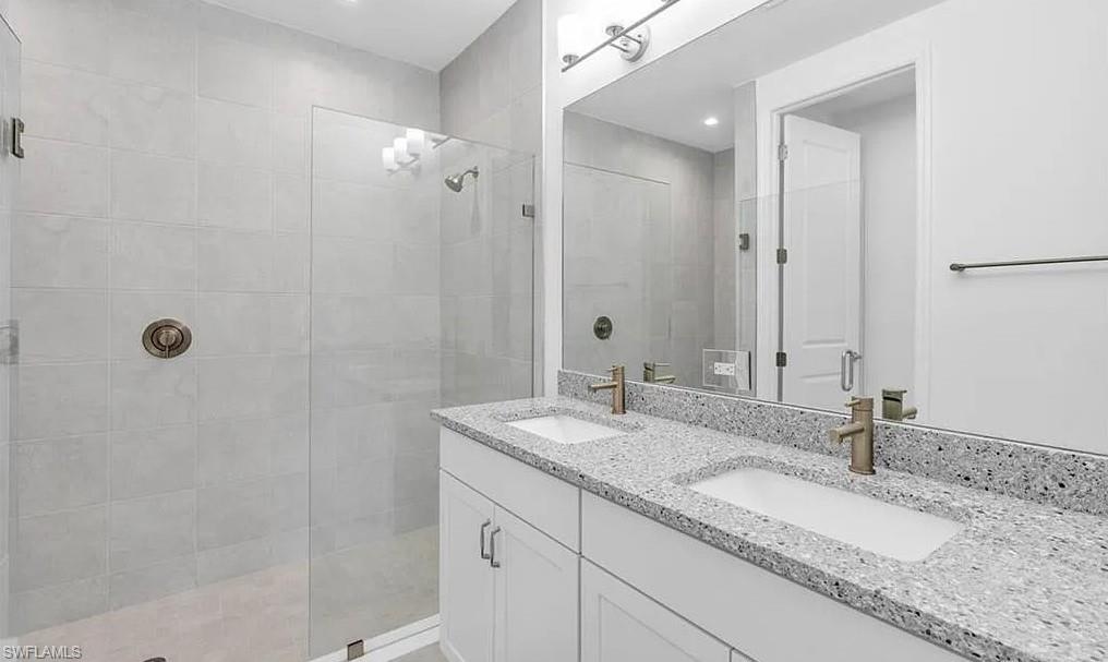 7624 Morgan Way Naples, FL 34119 - Photo 18 of 35
