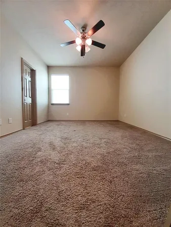 $2,100 | 10916 Hopewell Lane, Fort Worth, TX 76179