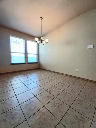 $2,100 | 10916 Hopewell Lane, Fort Worth, TX 76179