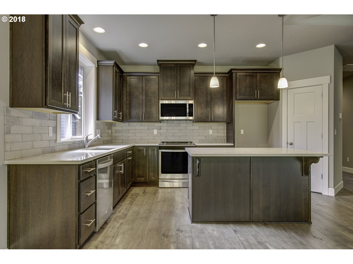 1761 Northeast Robert Road Estacada, OR 97023 - Photo 17 of 31 Gallery Image 17