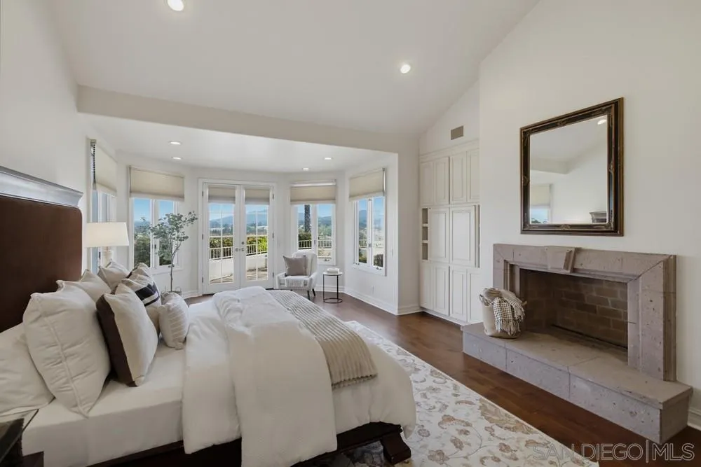 18103 Via Ascenso Rancho Santa Fe, CA 92067 - Photo 22 of 71