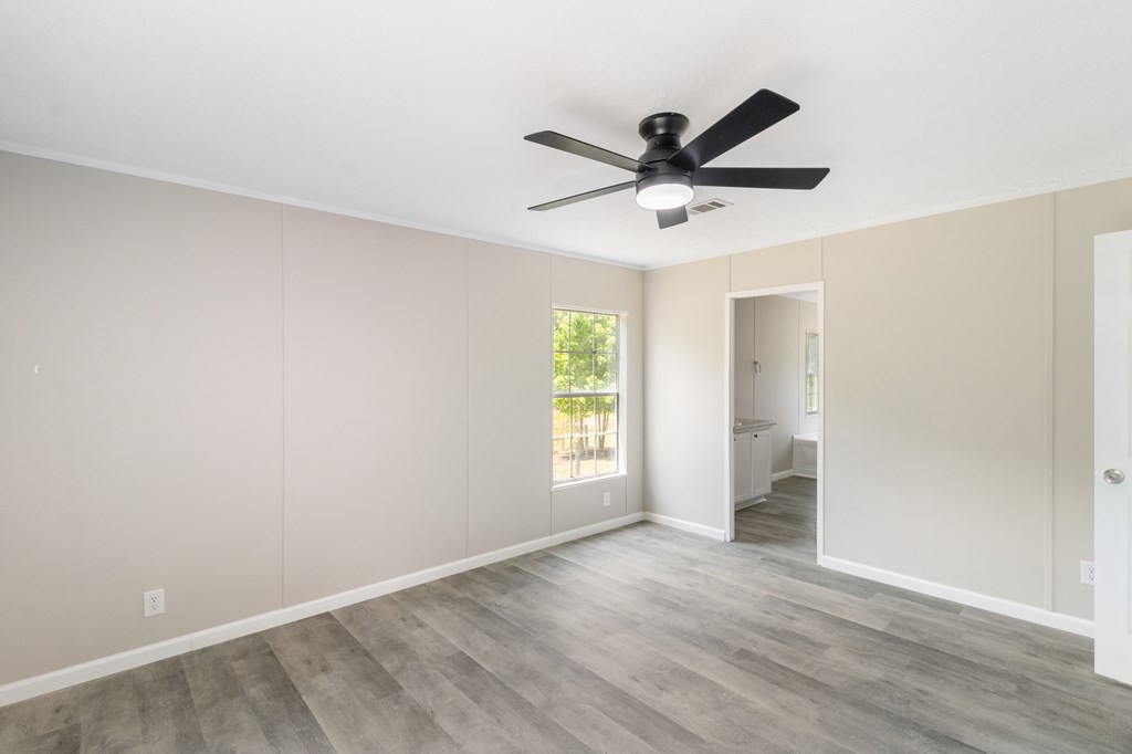 330 Hartzog Road Slocomb, AL 36375 - Photo 11 of 27