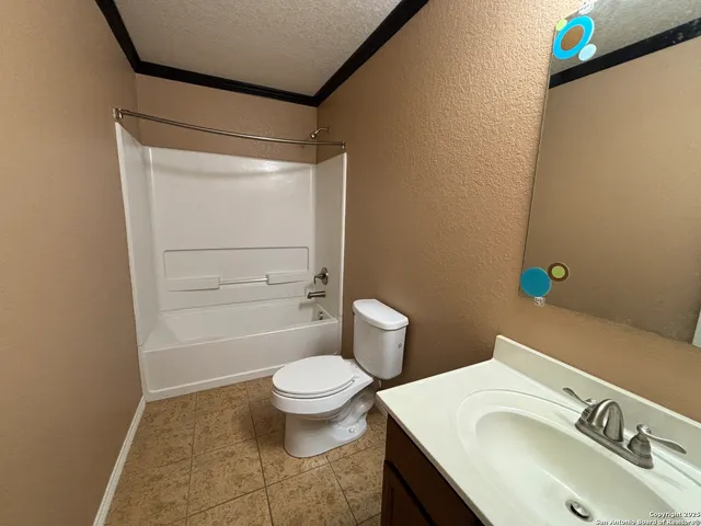 $1,500 | 9210 Silver Vista, San Antonio, TX 78254