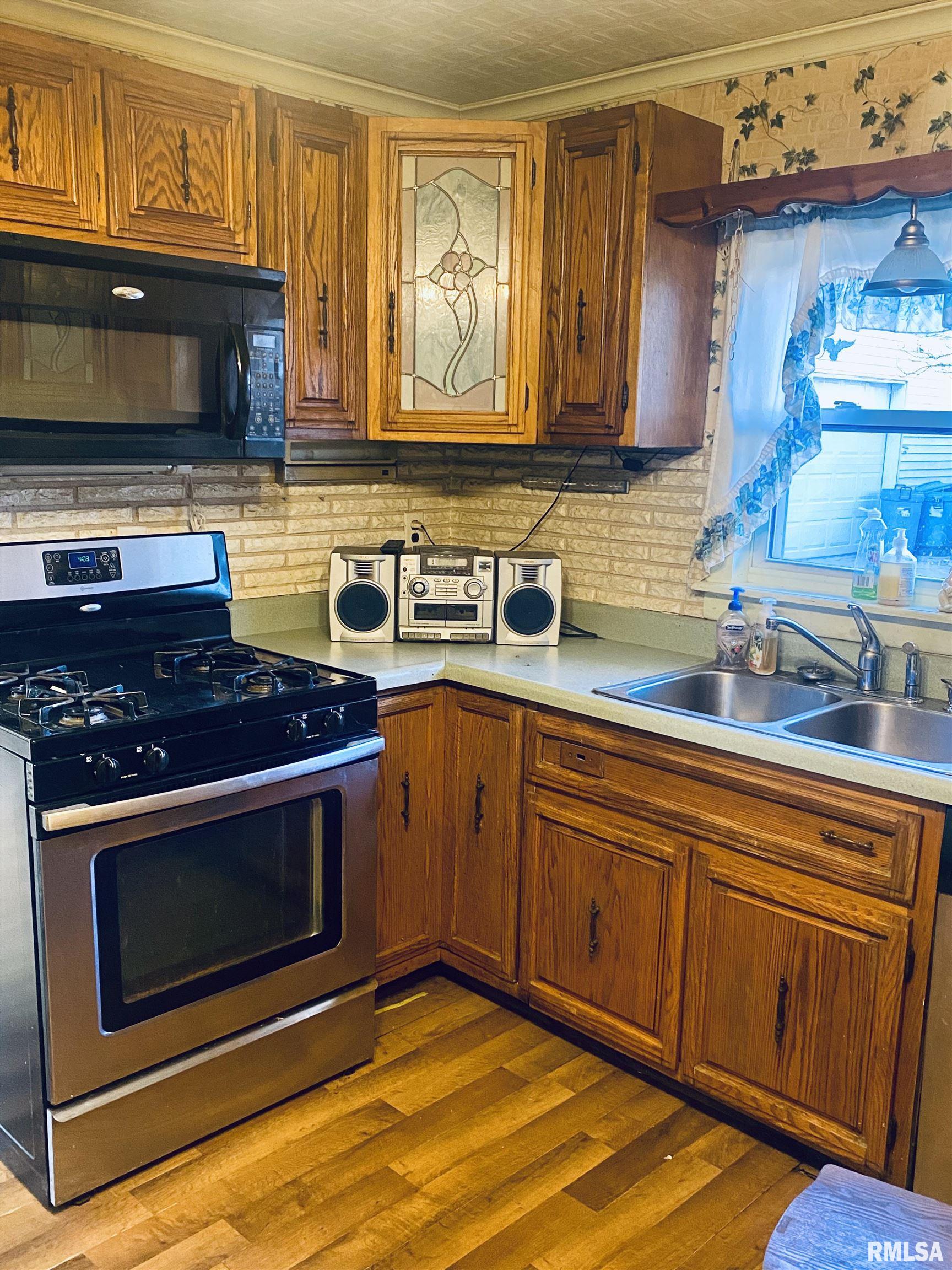 3331 Carman Avenue Springfield, IL 62703 - Photo 6 of 9