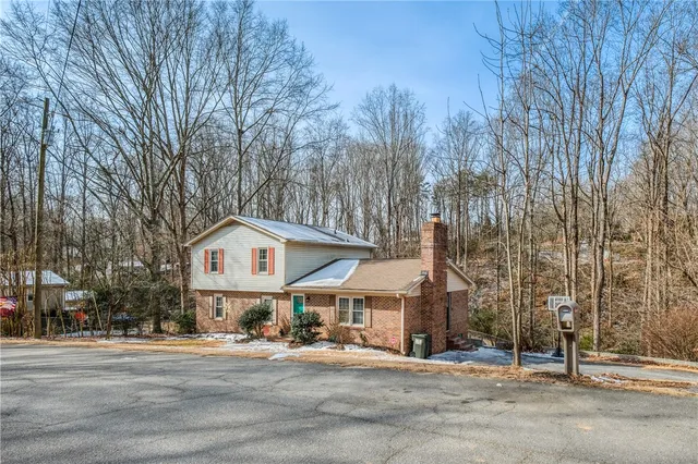 $330,000 | 309 Elmwood Street, Easley, SC 29642