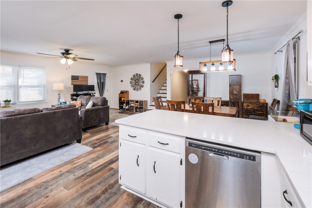 309 Elmwood Street Easley, SC 29642 - Photo 5 of 28