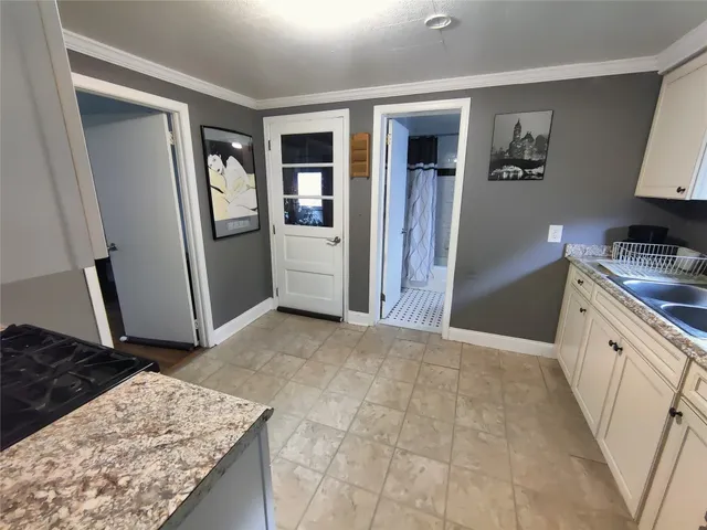 $1,575 | 51 Allen Street, Unit 1, Johnson City, NY 13790