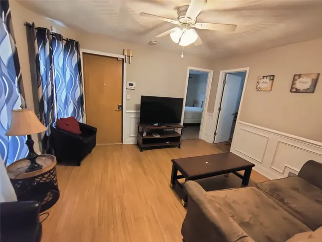 $1,575 | 51 Allen Street, Unit 1, Johnson City, NY 13790