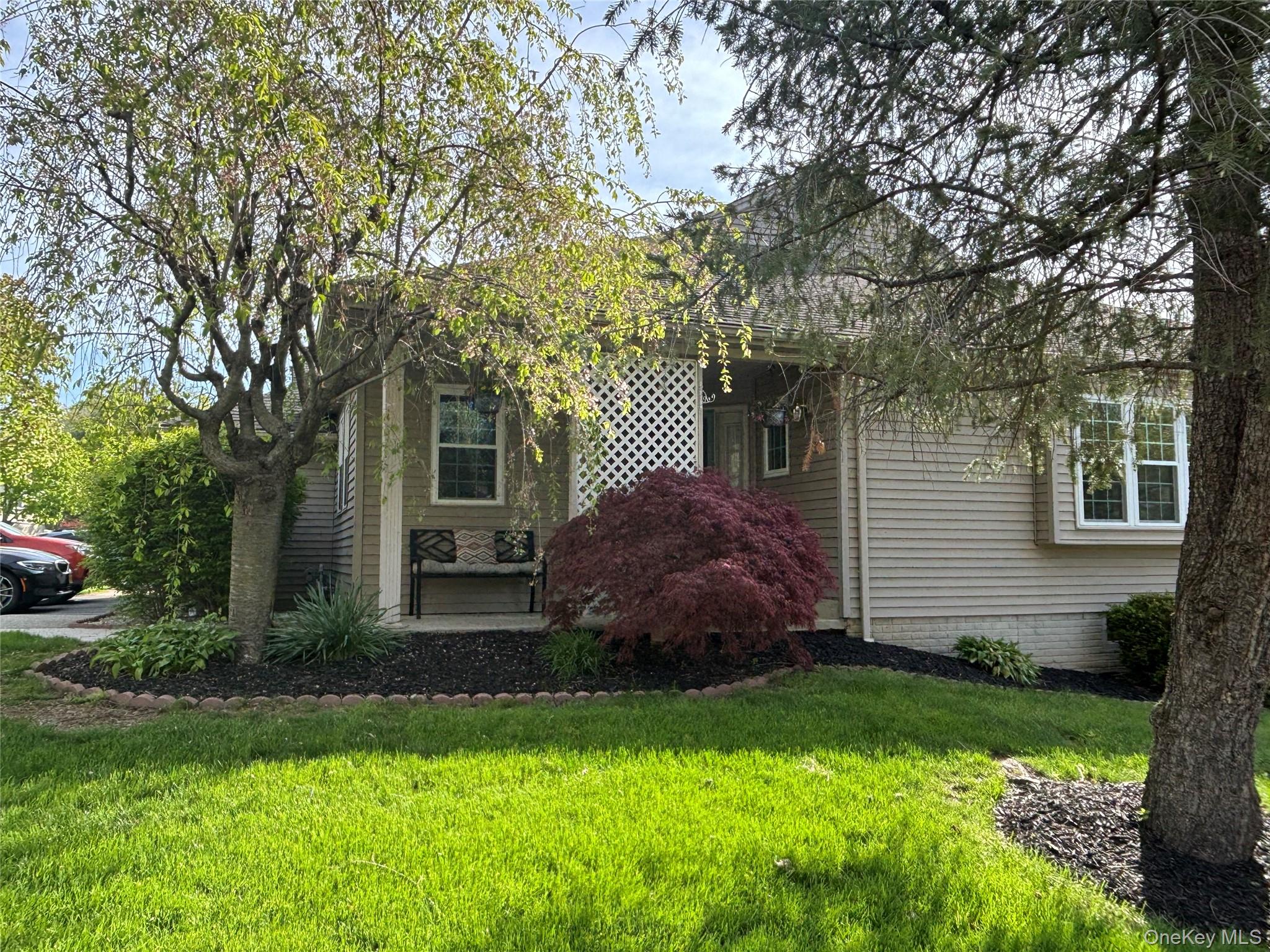 131 Elmcrest Drive Fishkill, NY 12524 - Photo 4 of 27