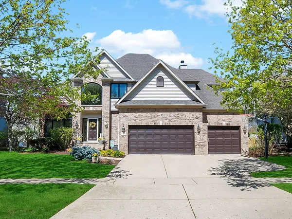 $699,900 | 534 Terrace Lane, South Elgin, IL 60177