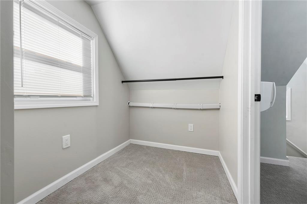 440 Ruxton Street Pittsburgh, PA 15211 - Photo 25 of 37 a view of a small space with a window