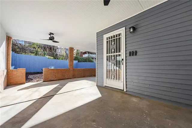 a view of empty room