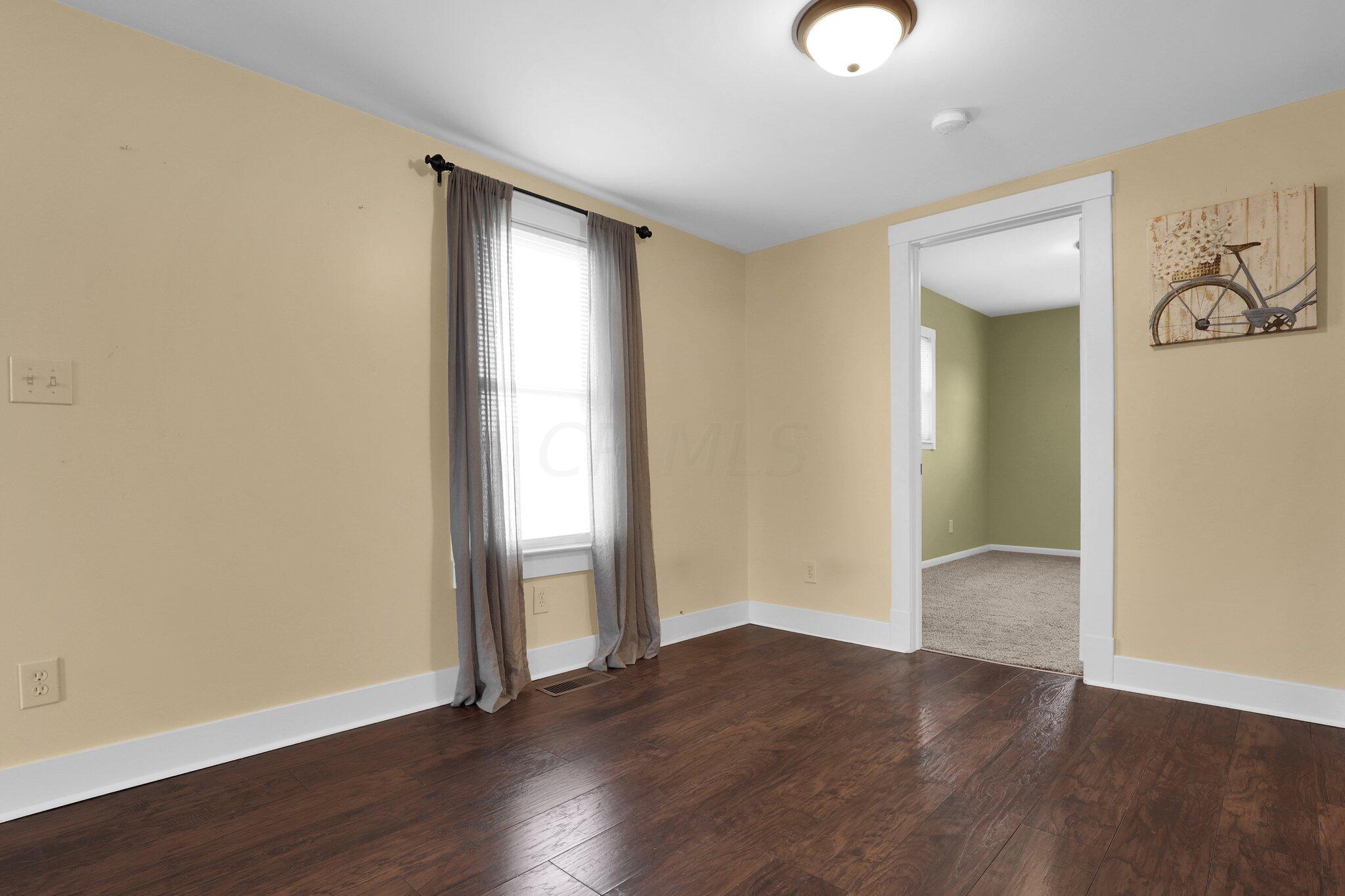 6583 State Rte 37 West Delaware, OH 43015 - Photo 5 of 25 Living Room