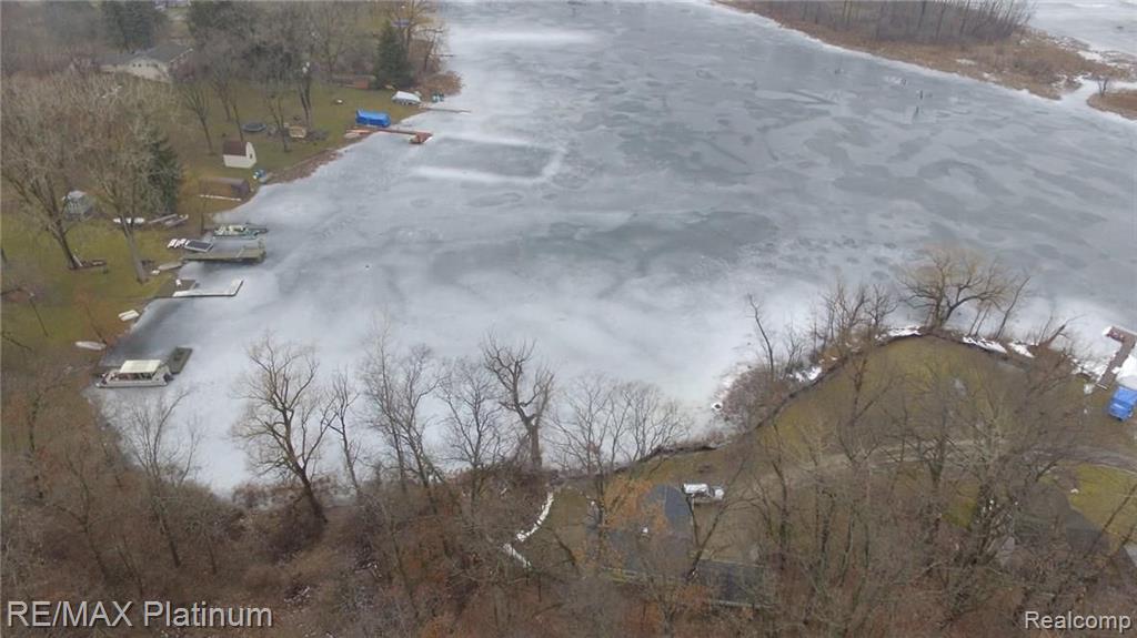 838 West Rose Center Road Holly, MI 48442 - Photo 8 of 8