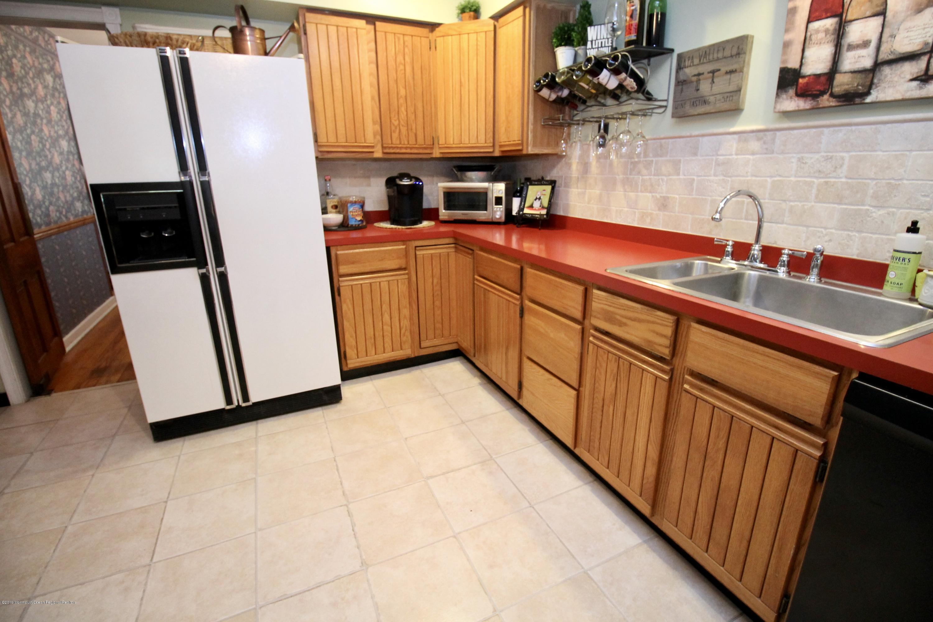 30 Spring Street Freehold, NJ 07728 - Photo 21 of 43 fullsizeoutput_308e