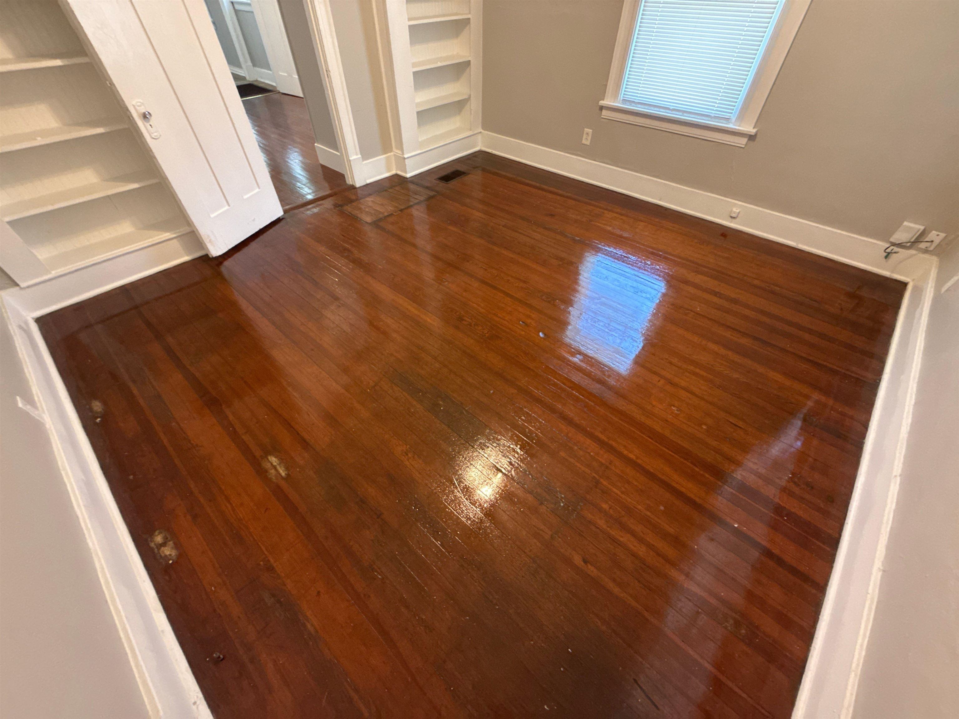 1053 Fleece Place Memphis, TN 38104 - Photo 5 of 14 a view of stairs