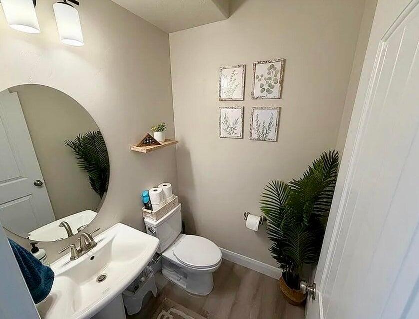 668 East Fiddlers Canyon Road, Unit 8 Cedar City, UT 84721 - Photo 6 of 34 6 20260703212520346192000000-o