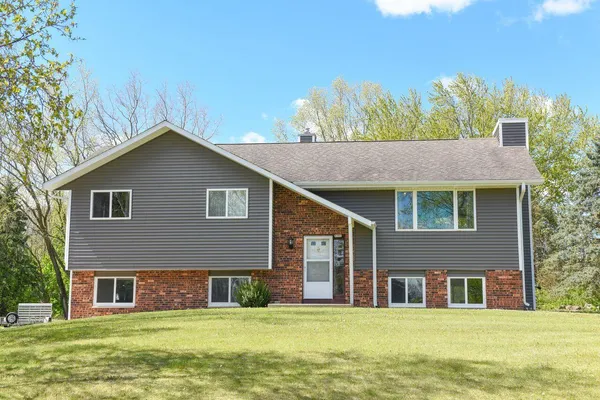 $454,900 | 4107 Scarborough Drive, Richfield, WI 53076