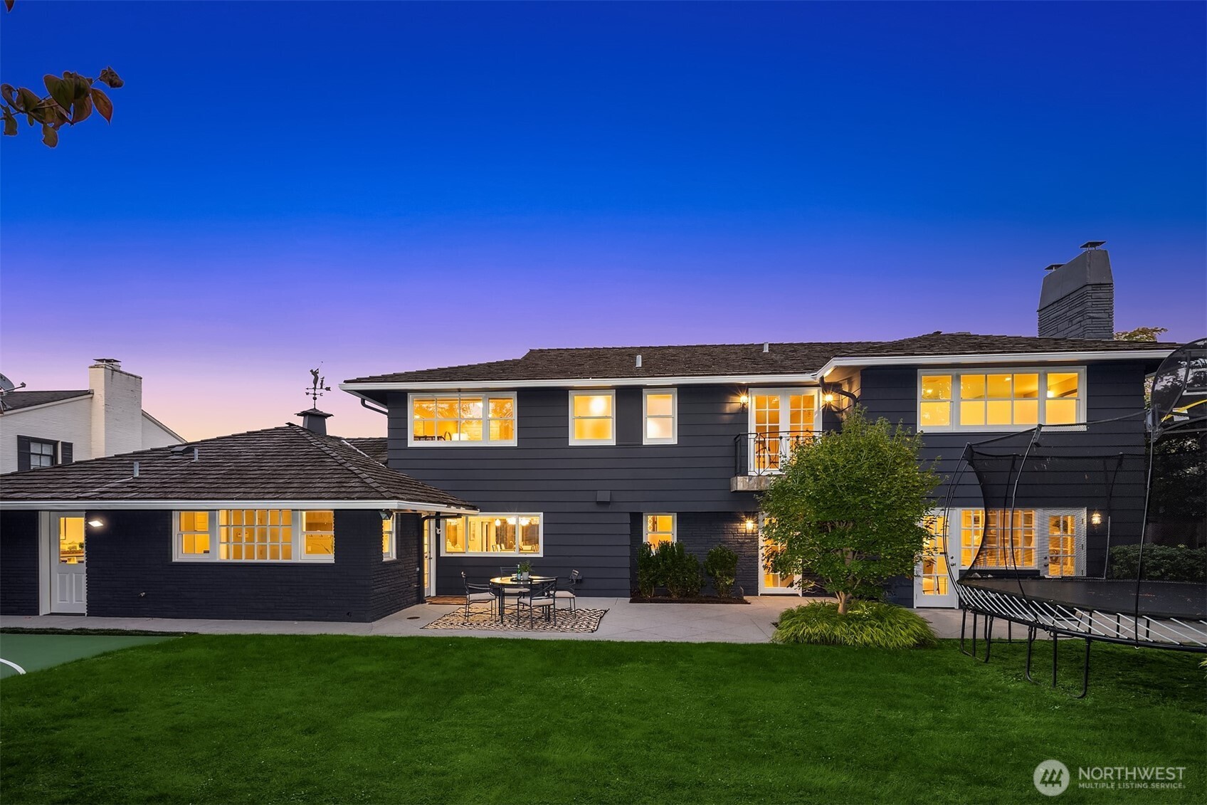 5727 63rd Avenue Northeast Seattle, WA 98105 - Photo 11 of 40