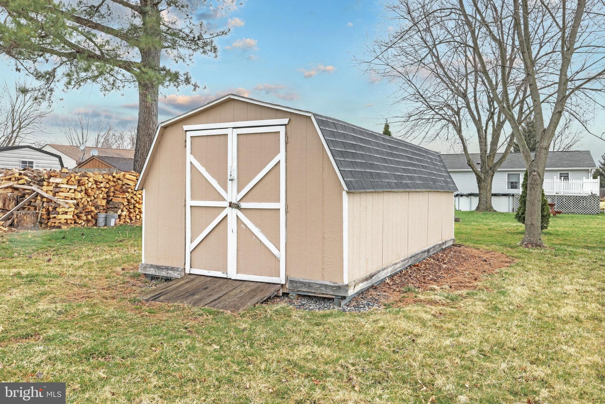 4441 Davidsburg Road Dover, PA 17315 - Photo 5 of 33 Gallery Image 5