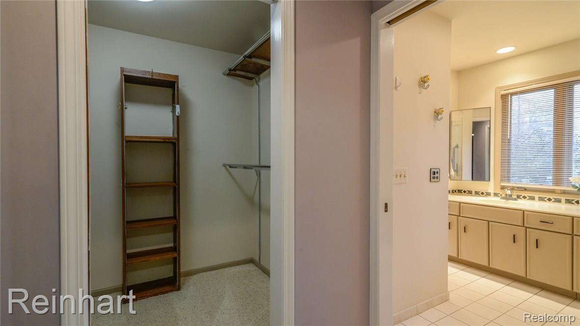 3039 Timberview Road Saline, MI 48176 - Photo 49 of 65 50299830_30.jpg