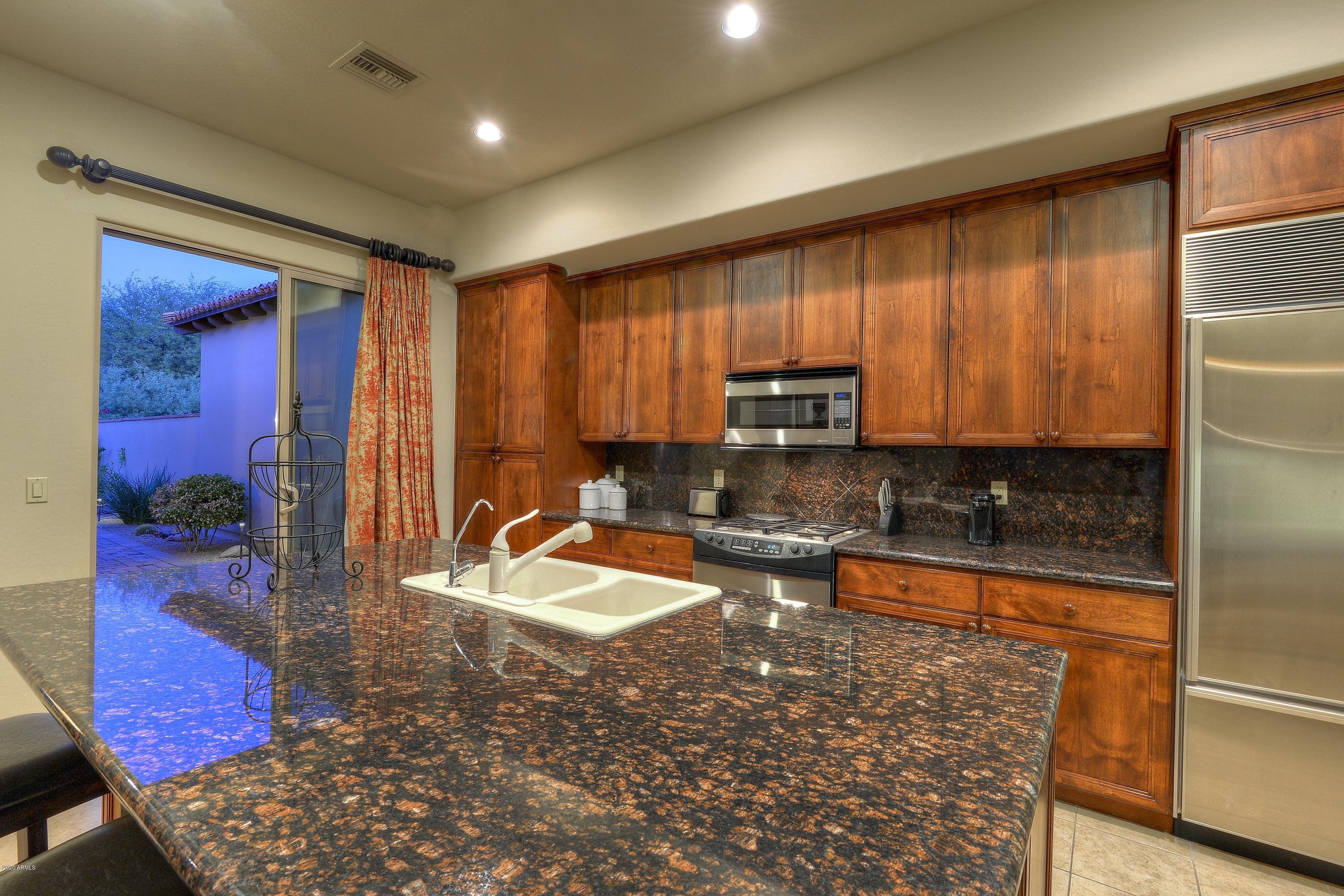 3015 South Lookout Ridge Gold Canyon, AZ 85118 - Photo 10 of 41 Kitchen