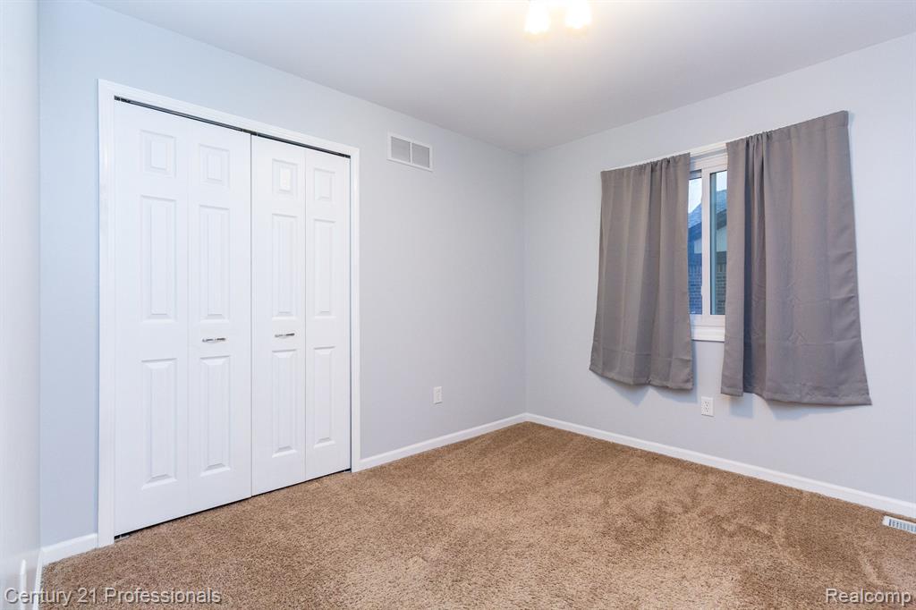 2788 Ranieri Drive Troy, MI 48085 - Photo 21 of 39
