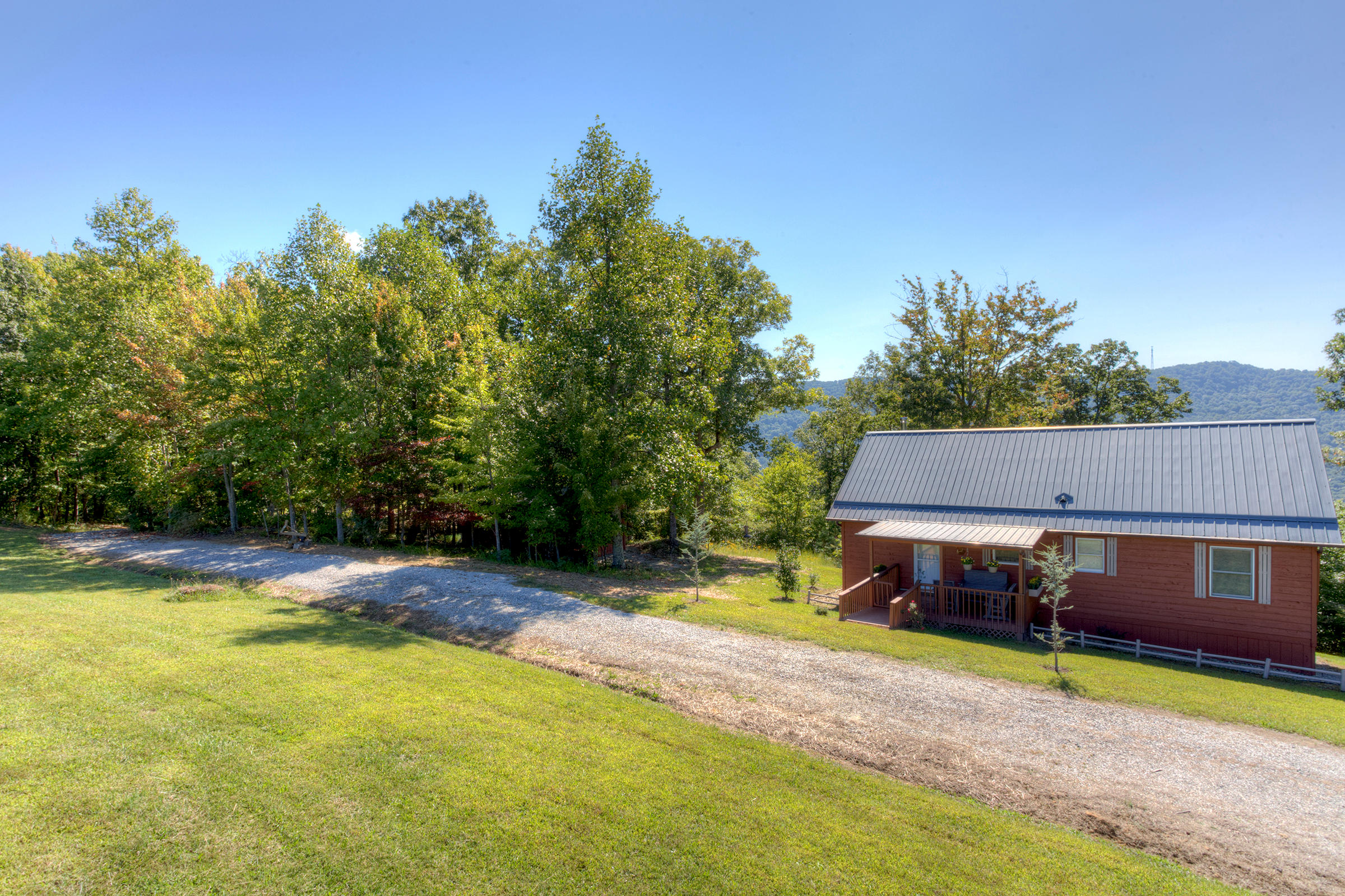 453 Racoon Lane Pioneer, TN 37847 - Photo 2 of 36 Exterior_001