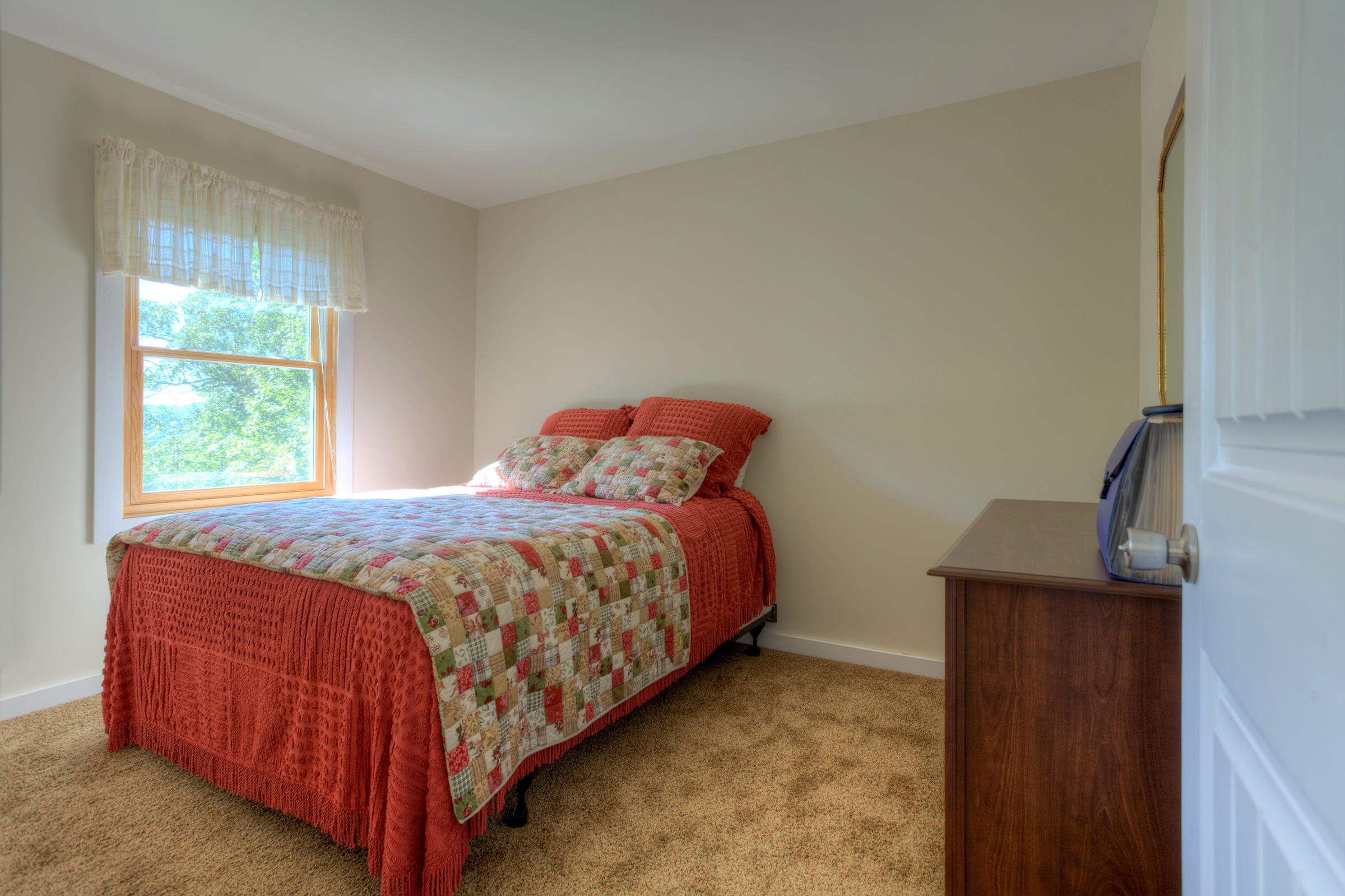 453 Racoon Lane Pioneer, TN 37847 - Photo 13 of 36 Bedroom One_005