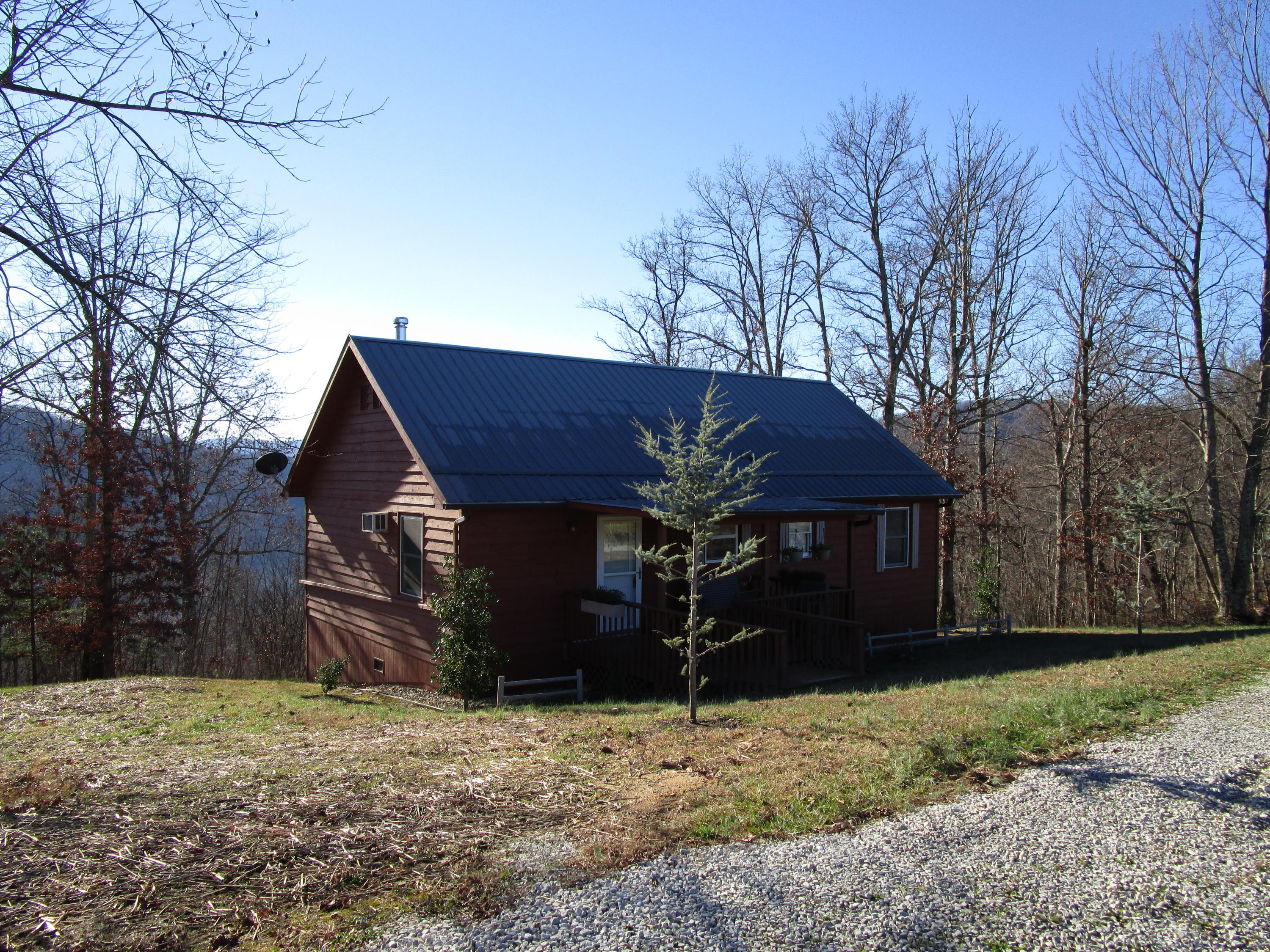 453 Racoon Lane Pioneer, TN 37847 - Photo 28 of 36 IMG_2354