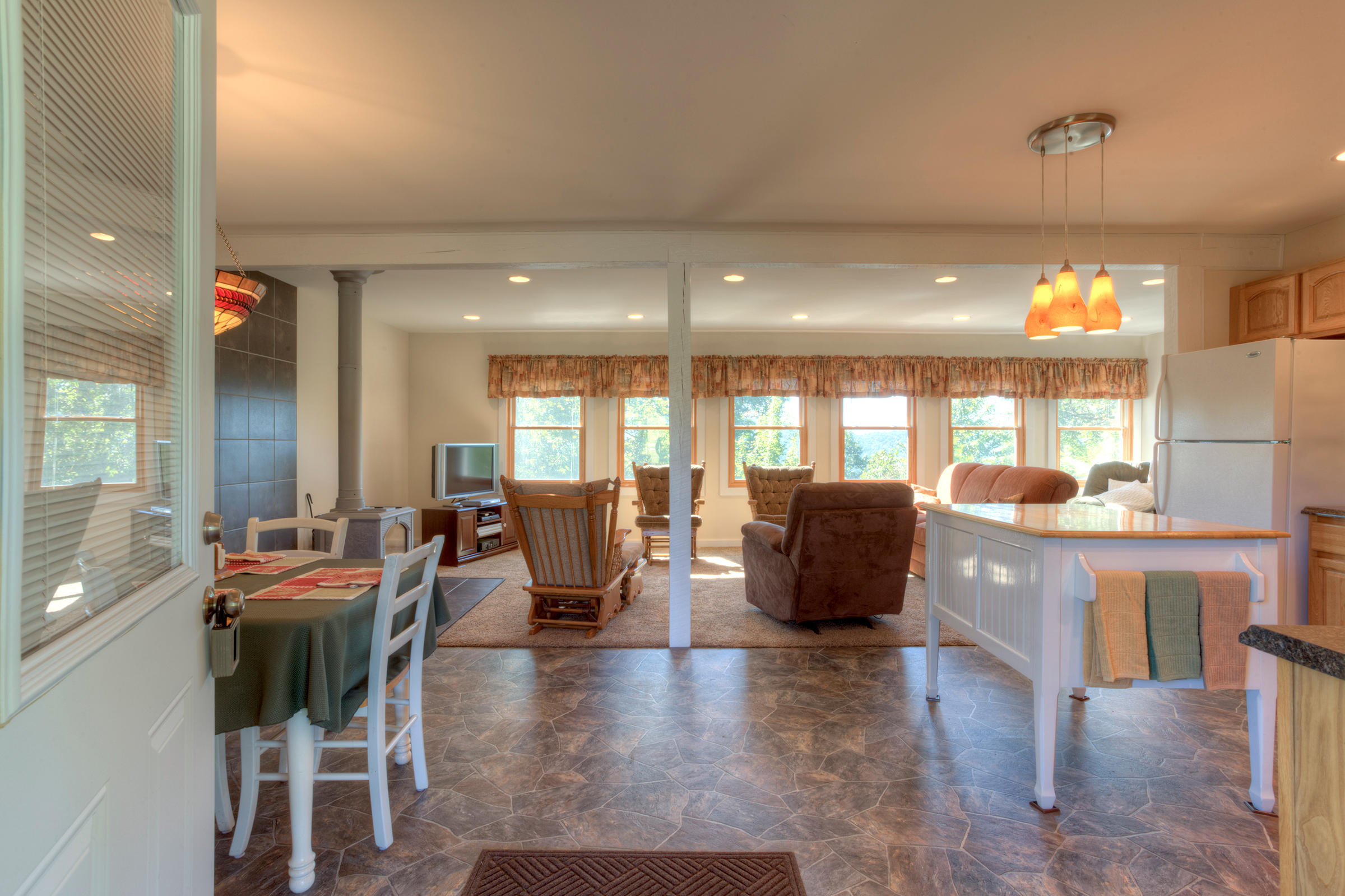 453 Racoon Lane Pioneer, TN 37847 - Photo 4 of 36 Entry_001