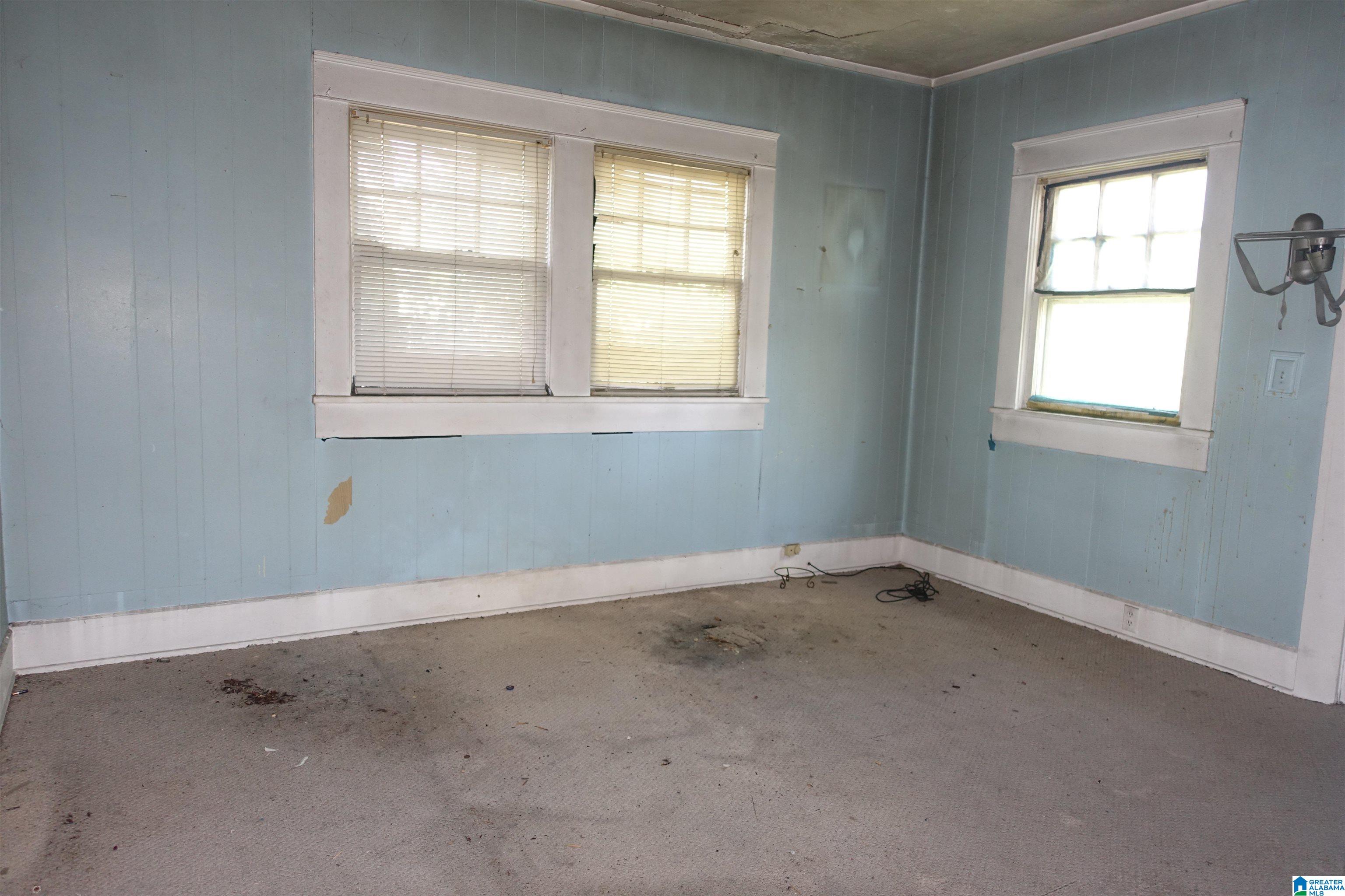 537 17th Street Southwest Birmingham, AL 35211 - Photo 12 of 14
