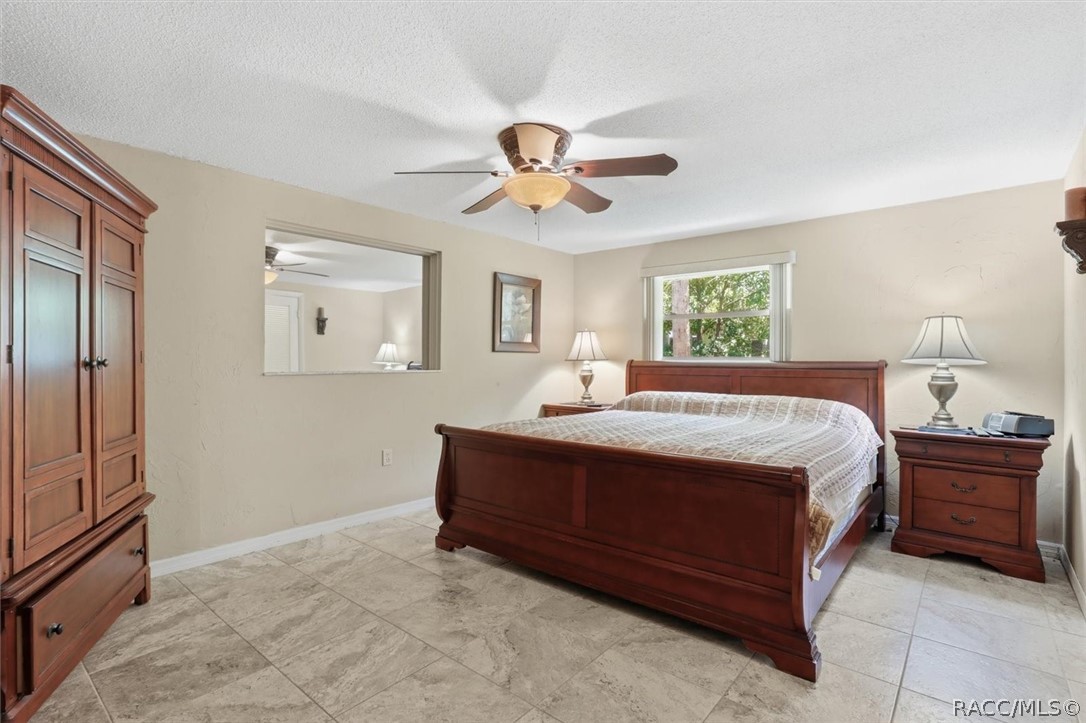 9459 West Spring Cove Road Homosassa, FL 34448 - Photo 26 of 48 Gallery Image 26