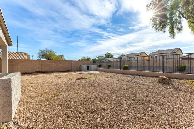 $1,680 | 911 East Lovegrass Drive, San Tan Valley, AZ 85143