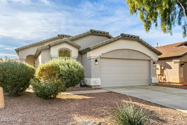 $1,680 | 911 East Lovegrass Drive, San Tan Valley, AZ 85143