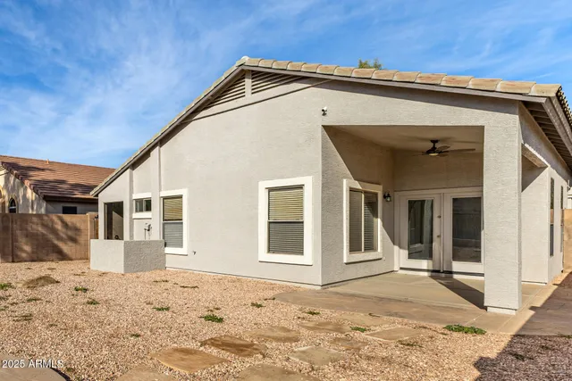 $1,680 | 911 East Lovegrass Drive, San Tan Valley, AZ 85143