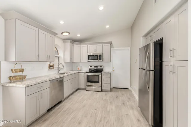 $1,680 | 911 East Lovegrass Drive, San Tan Valley, AZ 85143