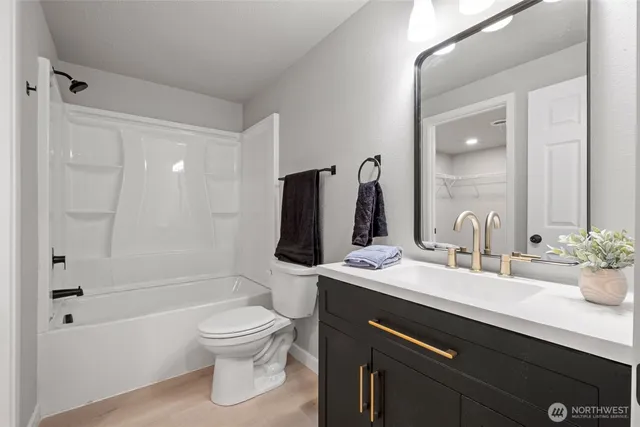 $365,000 | 307 3rd Avenue Northeast, Quincy, WA 98848