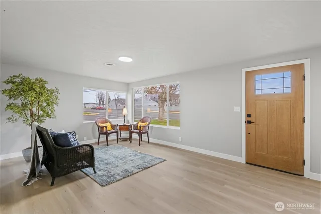 $365,000 | 307 3rd Avenue Northeast, Quincy, WA 98848