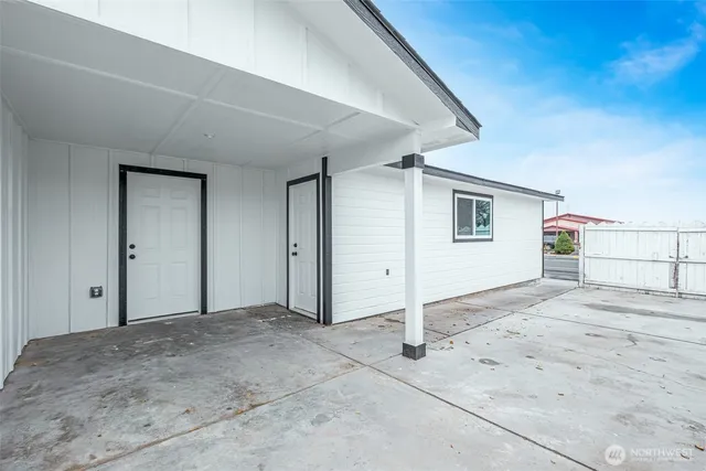 $365,000 | 307 3rd Avenue Northeast, Quincy, WA 98848